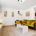 Casa Jose Esquinzo