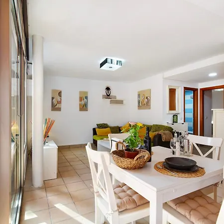 Casa Jose Esquinzo *